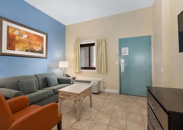 Coastal Palms And Motel 2*